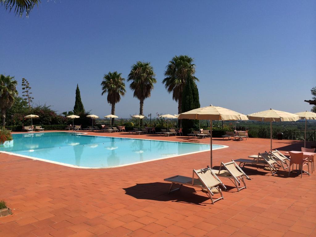 Tenuta Colle Degli Ulivi Sibari Ruang foto